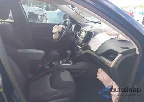 2018 Jeep Cherokee Latitude Fwd from USA, damaged, VIN 1C4PJLCB1JD519661